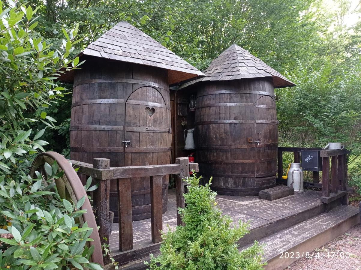 Les Tonneaux De Lisores Exterior photo